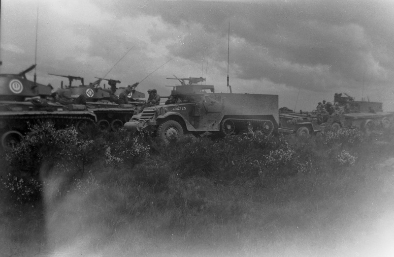 1953_06-Belgie-Tanks-op-hei