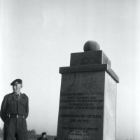 1954_02-Bergen-Belsen-Jo